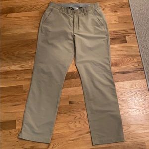 Under Armor golf pants